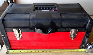 lot 33 image: STACK-ON TOOL BOX WITH COMPARTMENT TRAY