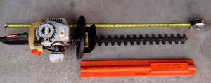 lot 40 image: ECHO HC-1500 GAS POWERED HEDGE TRIMMER WITH GUARD
