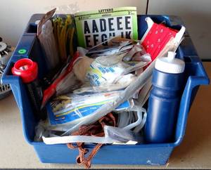 lot 41 image: ASSORTED CRAFTING LOT