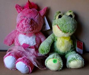lot 57 image: CUTE PAIR OF PLUSH TOYS - NEW W TAGS