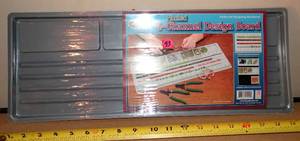 lot 93 image: LARGE 4 CHANNEL FLOCKED BEAD CADDY - SORT YOUR BEADS FOR CRAFTING