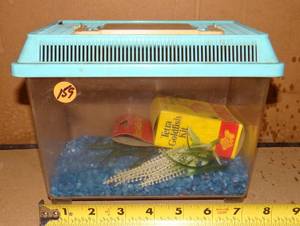 lot 159 image: VINTAGE PORTABLE FISH TANK