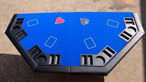 lot 162 image: PORTABLE 8 PLAYER FELT POKER TABLE WITH CARRYING CASE - LIKE NEW