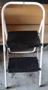 lot 178 image: STEP STOOL