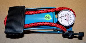 lot 210 image: PORTABLE AIR PUMP