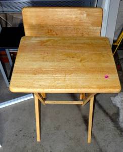 lot 260 image: PAIR OF WOODEN TV TRAYS