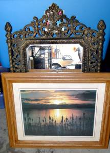 lot 291 image: PAIR OF WALL HANGING MIRROR AND ART PRINT.