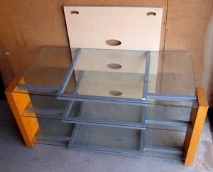 lot 314 image: NICE 3 SHELF GLASS TV STAND