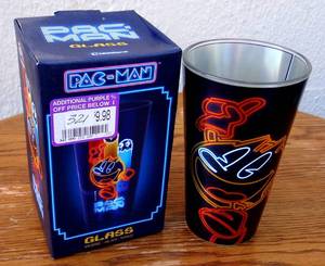 lot 321 image: COOL COLLECTIBLE PAC MAN GLASS - NIB
