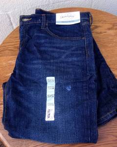 lot 322 image: FADED GLORY SKINNY JEANS - SIZE 34 X 34 (STRESS WORN STYLE) NEW WITH TAGS
