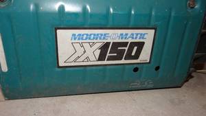 lot 380 image: MOORE O MATIC XX150 GARAGE DOOR OPENER AS SHOWN