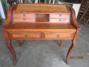 lot 215 image: ANTIQUE&nbsp SECRETARY DESK&nbsp&nbsp 40 L X 20.5 X 39H&nbsp&nbsp