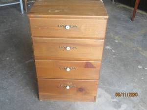 lot 219 image: 4 DRAWER WOOD DRESSER&nbsp&nbsp 21 L X 13&nbsp X&nbsp 34 H&nbsp