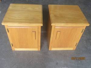 lot 221 image: DUO WOOD NIGHT STANDS&nbsp