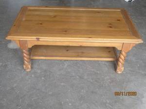 lot 227 image: RECTANGLE WOOD TWIST SPIRAL LEG COFFEE TABLE&nbsp48L X 28 X&nbsp 16  H&nbsp&nbspMATCH # 228