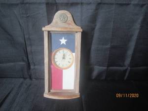 lot 255 image: THE STATE OF TEXAS WOOD CLOCK&nbsp