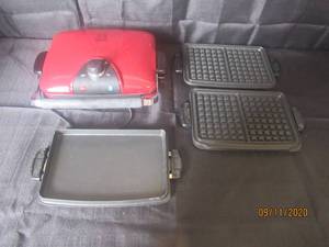 lot 258 image: GEORGE FOREMAN FAT GRILLING MACHINE&nbsp GRP90WGR WITH 3 NON STICK GRILLING PLATES&nbsp