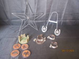 lot 312 image: WESTERN DECOR LOT&nbsp&nbsp- BARN&nbsp STAR WALL DECOR&nbsp- WROUGHT IRON HORSE SHOE SINGLE PLATE HOLDER&nbsp- WESTERN COASTERS WITH HOLDER &nbsp- WESTERN CADLE HOLDERS &nbsp