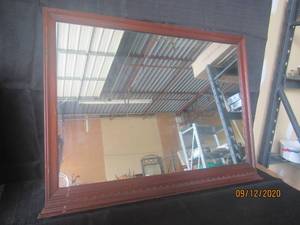 lot 331 image: VINTAGE WOOD FRAME MIRROR&nbsp&nbsp43 L X 33  H&nbsp