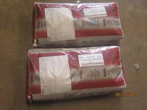 lot 364 image: 2 50LB BAGS LINCOLN ELECTRIC WELD 880M&nbsp