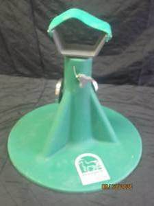 lot 388 image: HOOFJACK HORSE HOOF STAND