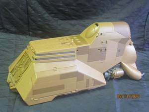 lot 389 image: 2011 LFL HASBRO INC STAR WARS GUN SHIP