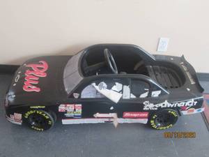 lot 391 image: MONTE CARLO TODDLER CAR&nbsp