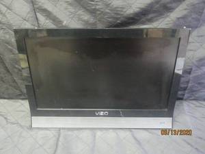 lot 402 image: VIZIO MODEL M190VA