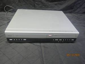 lot 404 image: DVDVCR VIDEO CD DIGITAL VIDEO DISC RECORDER DRC 8310