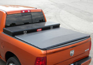 lot 344 image: EXTANG CLASSIC PLATINUM TOOLBOX TONNEAU COVERS&nbsp 32999&nbsp 8FT&nbsp
