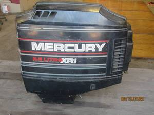 lot 9 image: MURCURY XRI BLACK MAX 2.5 LT ELECTRIC FUEL INJECTION OUTBOARD MOTOR COVER