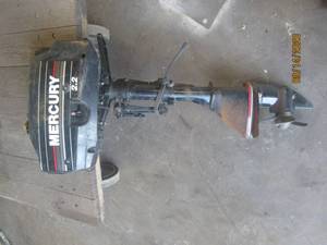 lot 19 image: RUNNING MERCURY 2.2 OUTBOARD MOTOR&nbsp (LOST TITLE BILL OF SALE ONLY) SEE ATTACHED VIDEO