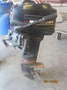 lot 20 image: RUNNING MERCURY 8 OUTBOARD MOTOR&nbsp (LOST TITLE BILL OF SALE ONLY) SEE ATTACHED VIDEO