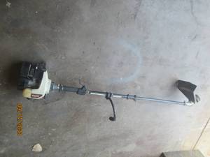 lot 21 image: RYOBI TRIMMER PLUS&nbsp