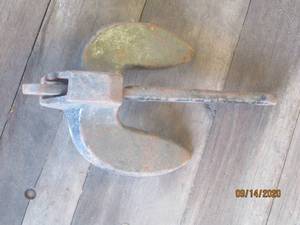 lot 29 image: BOAT ANCHOR