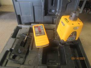 lot 50 image: WORKING LASER MARK LM30&nbsp CSTBERGER , LASER MARK LD-100N UNIVERSAL LASER DETECTOR (WORKS WITH LOT #51)