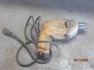 lot 78 image: HAND DRILL&nbsp