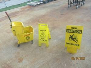 lot 107 image: MOP WITH BUCKET AND 2 WET FLOOR SIGNS