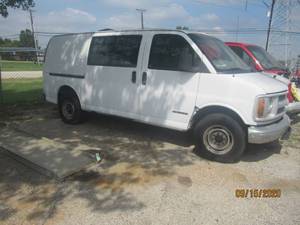 lot 149 image: CHEVY 3500 VAN WORKING CONDITION UNKNOWN&nbsp