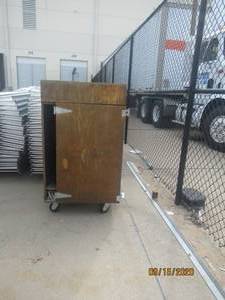 lot 152 image: WOODEN STORAGE BOX ON CASTERS