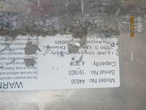 lot 169 image: ULINE DOCK PLATE A4836&nbsp 3LX4W