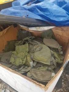 lot 81 image: Pallet of mixed military casesbags