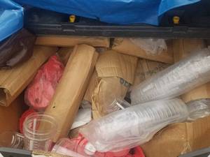 lot 82 image: Pallet of Bemis Hydrophobic suction canisters  PLASTIC PALLET NOT INCLUDED