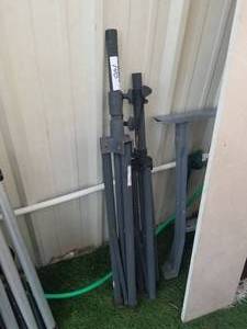 lot 140 image: speaker stands