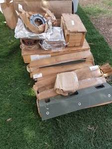 lot 173 image: Pallet of mixed military