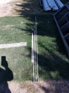 lot 210 image: CB Radio Antenna