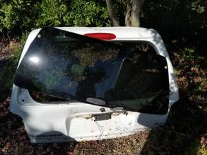 lot 281 image: Explorer Rear Hatch and Glass