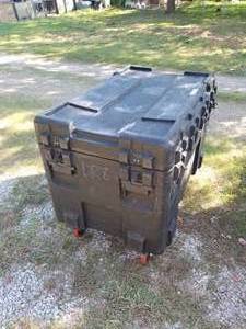 lot 285 image: Large Black Rolling case with contents