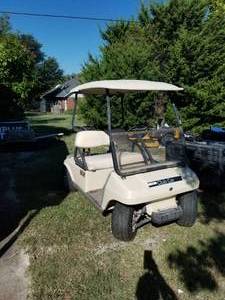 lot 283 image: Club car Golf cart