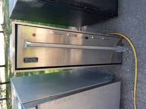 lot 296 image: Viking warming oven